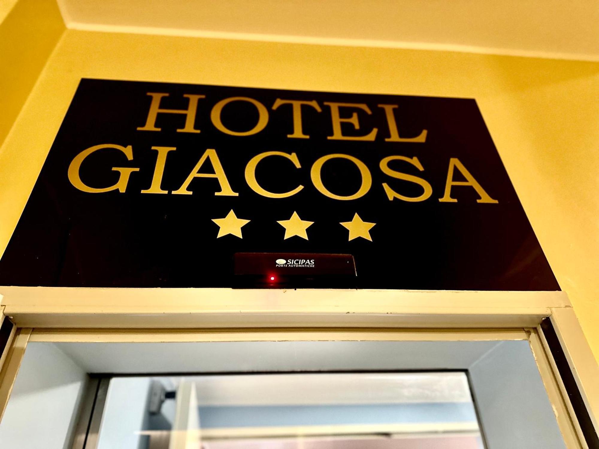Hotel Giacosa Milano Exterior foto